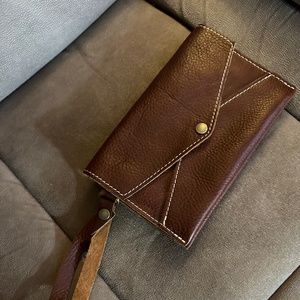 Portland leather envelope wristlet